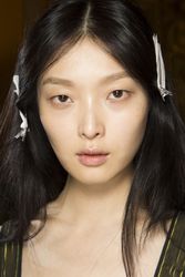 24441422_Stella_McCartney_sung_hee.jpg