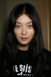 24452025_StellaMcCartneySung_hee_3.jpg