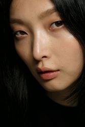 24452028_StellaMcCartneySung_hee_6.jpg