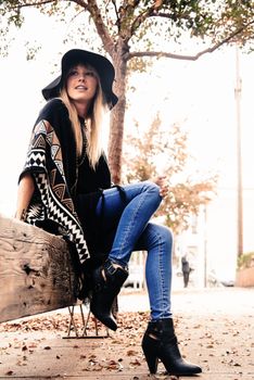24566273_219944-12005353-Wear_Now_Bootie