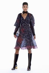 24720582_bcbg-max-azria-pre-fall-2016-lo