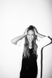 24820720_Chrissy_Teigen-46.jpg
