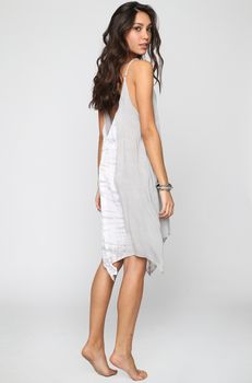 24834728_bettinis-scallop-dress-in-grey-