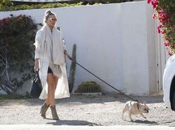 24909963_Chrissy-Teigen--Walking-her-dog