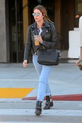 25141841_abenson210116BZNImage009.jpg