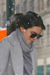 25324280_Kendall-Jenner-out-in-Manhattan