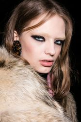 25752482_Dsquared2Fall2016Backstagej2-85