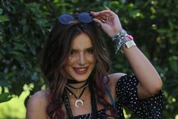 26882556_Bella-Thorne--REVOLVE-Desert-Ho