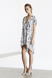 27044401_Blinded_Dress_-_Woodgrain_-_Sid