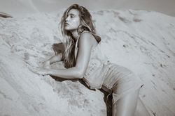 27312586_7236186.jpg
