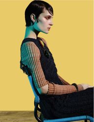 27328337_charlotte_t-page8.jpg