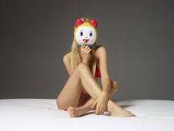 Aleksandra - Kitty Cat y5a2bxq3jh