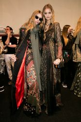 27380878_etro-bks-a-rf16-8242.jpg