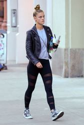 27409068_Nina-Agdal-in-Black-Tights--16.