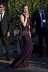 27483537_Mischa_Barton_02.jpg