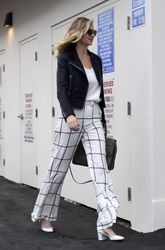 27595554_Kate-Upton--Out-and-About-in-Be