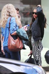 27641872_Irina-Shayk--Leaving-the-Mayfai