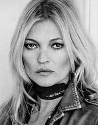 27671918_The_Edit-June_2016-Kate_Moss-by