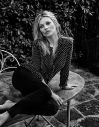 27671922_The_Edit-June_2016-Kate_Moss-by