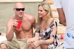 Julia Ann - Photoset 14 o5dc3oiw3i