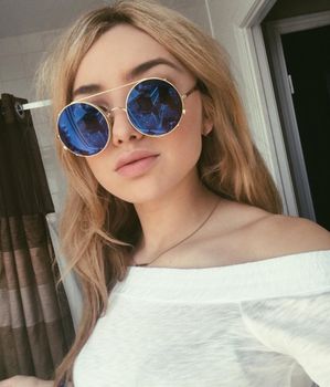 27739235_01.jpg