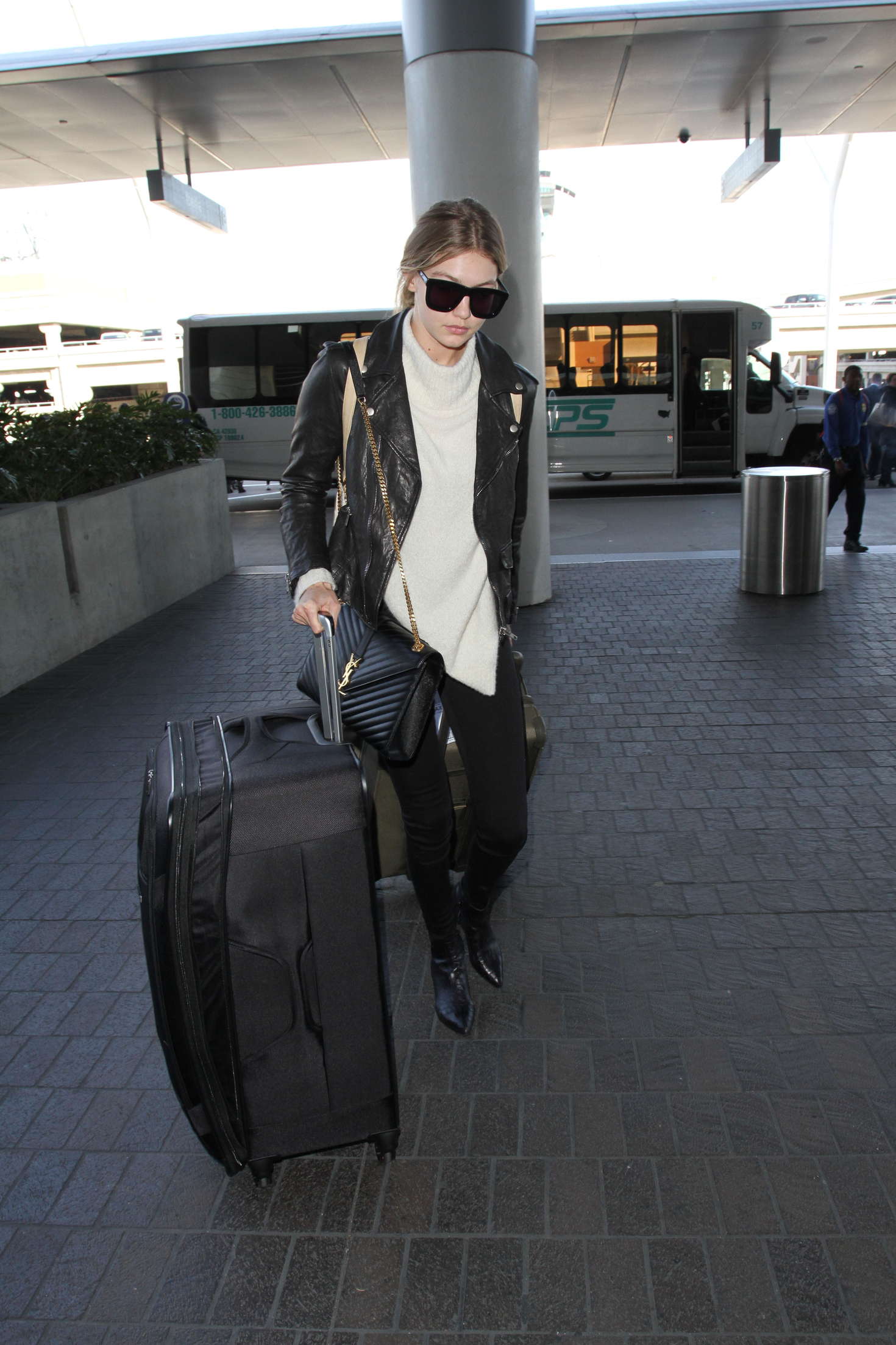 Gigi Hadid Arrives at LAX Airport 01