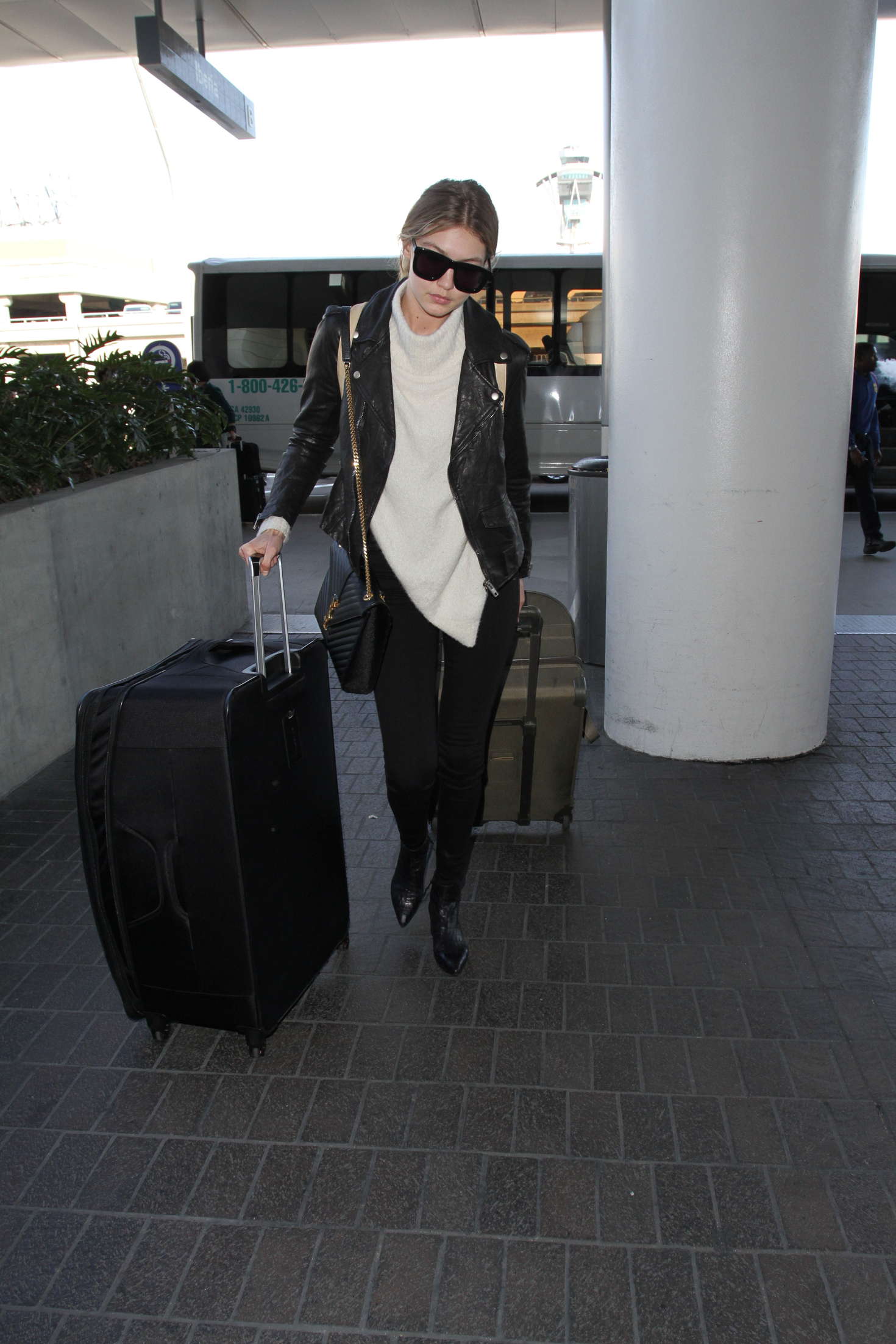 Gigi Hadid Arrives at LAX Airport 13