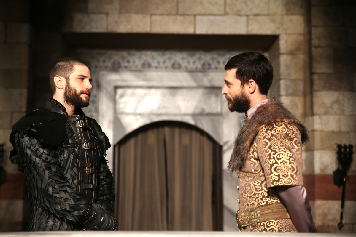Лучше, если великолепный век империя кесем секс пожалуйста velikolepniy-vek-imperiya-kesem-seks