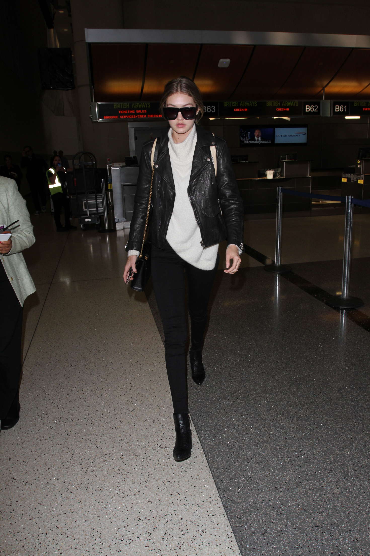 Gigi Hadid Arrives at LAX Airport 09